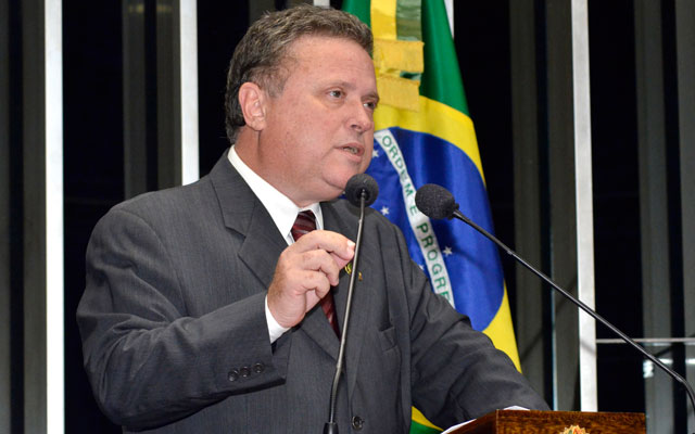 Blairo Maggi avalia que vai “dar trabalho” recuperar imagem do Brasil diante dos estragos causados pelo discurso antiambientalista e as queimadas