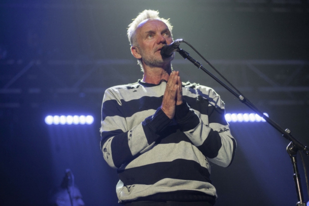 'Imploramos a revisão de suas políticas ambientais', diz Sting a Bolsonaro