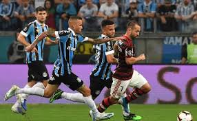 Grêmio e Flamengo empatam em jogo de ida da semifinal da Libertadores