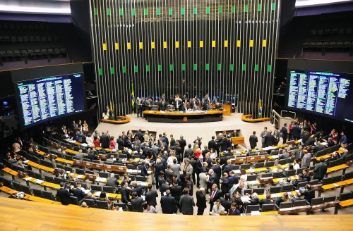 Senado aprova texto-base da reforma da Previdência