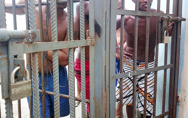 Três foragidos da justiça são capturados em Cuiabá e cidades do interior