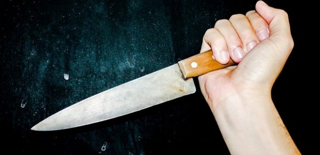 Menino de 14 anos mata colega a facada durante briga em ônibus escolar