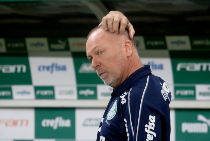 Mano Menezes é demitido pelo Palmeiras após derrota para o Flamengo