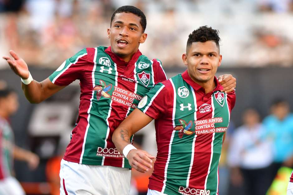  Fluminense vence Corinthians com brilho de garoto de 20 anos em Itaquera