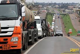  NESTA SEGUNDA-FEIRA: Caminhoneiros ameaçam paralisação pelo país, mas movimento não tem adesão em MT