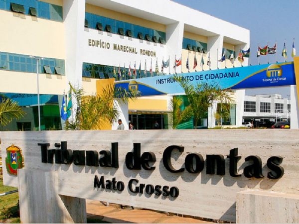  TCE flagra várias irregularidades em pregão de prefeitura e suspende aquisição de serviços de 