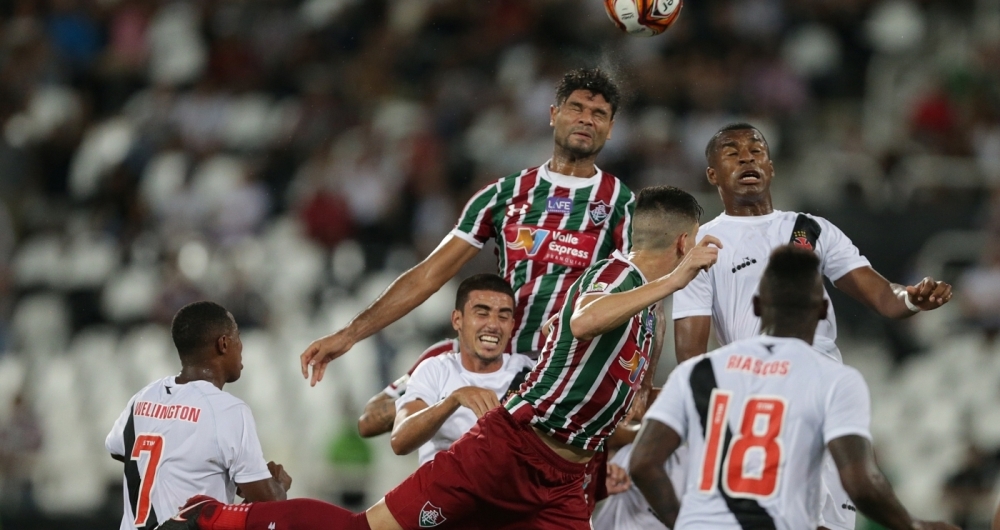 Vasco e Fluminense empatam sem gols no Engenhão
