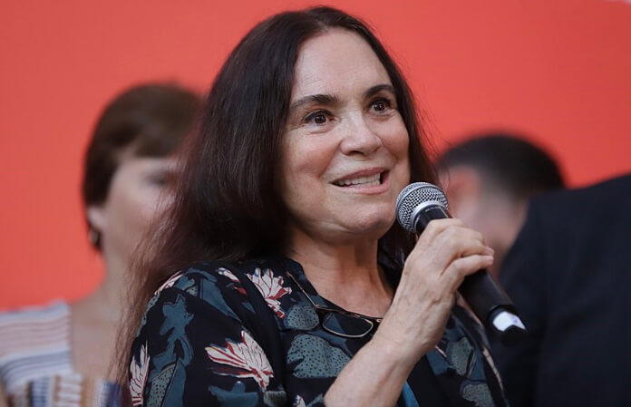 Cotada para administrar a Cultura, Regina Duarte deve R$ 319 mil por irregularidades com Lei Rouanet