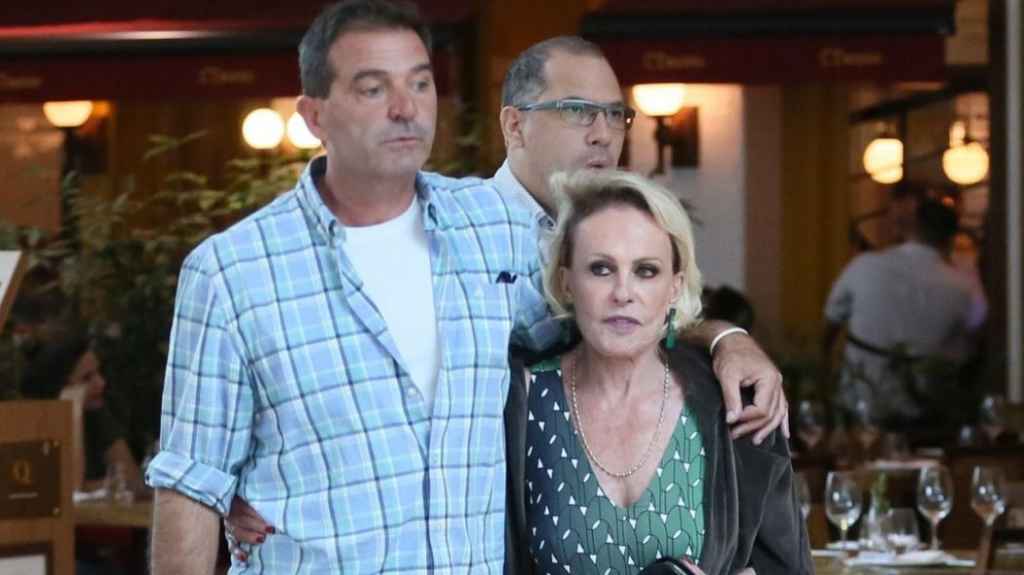 Ana Maria Braga se casa com empresário francês em cerimônia simples