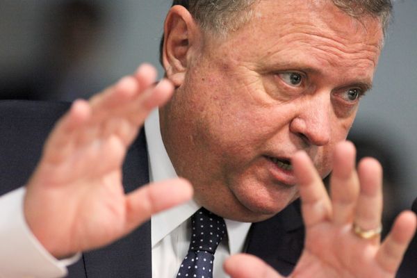 RUÍDOS NO AGRO: Blairo Maggi articula para unir grupo em torno de Fávaro, cuja candidatura ao Senado seria mais “leve” que a de Pivetta 