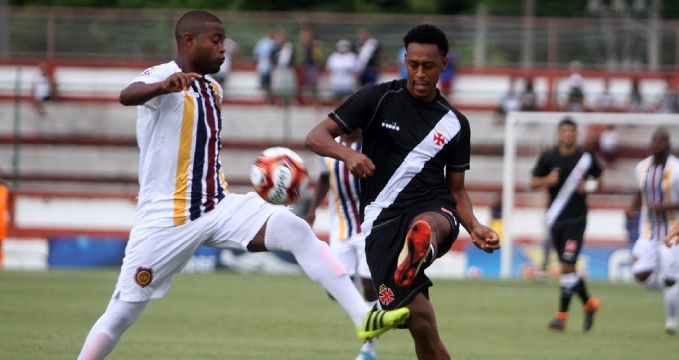 Vasco vence Madureira por 3 a 1 e vai para estreia na Libertadores