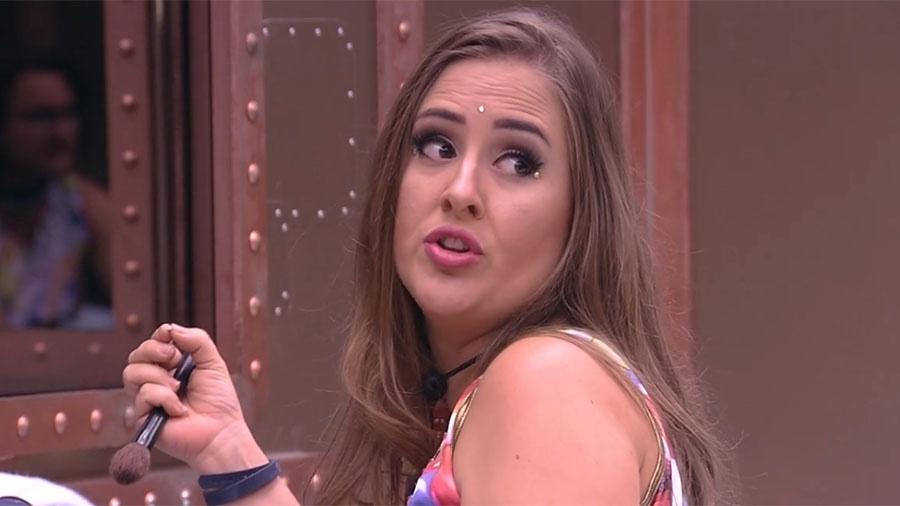   Fora da casa, Patrícia declara ser fã de Paula: 