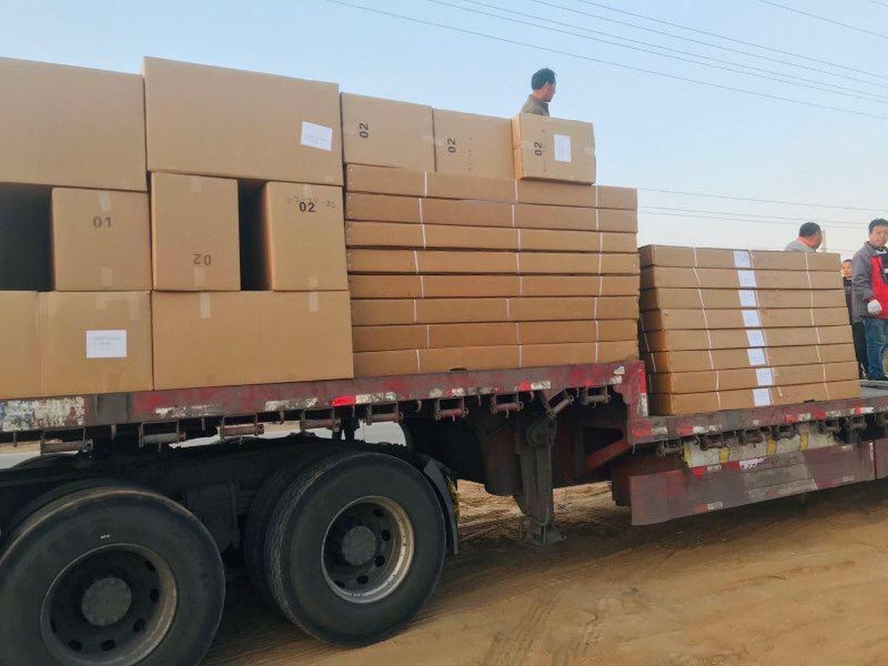 Mato Grosso recebe equipamentos da China para equipar hospitais; outras remessas vão chegar