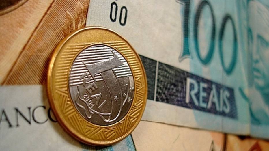 Para agilizar pagamentos de auxílio, agências da Caixa abrem duas horas mais cedo a partir desta segunda-feira