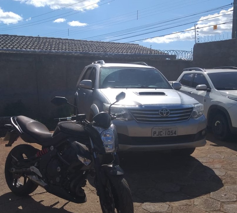 Polícia Civil apreende veículos de investigado em esquema fraudulento contra prefeitura de Rondonópolis