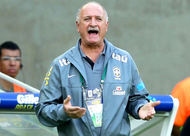 Alex revela frustração com Felipão e dispara: 'Enquanto pessoa, sinceramente, tenho várias ressalvas'