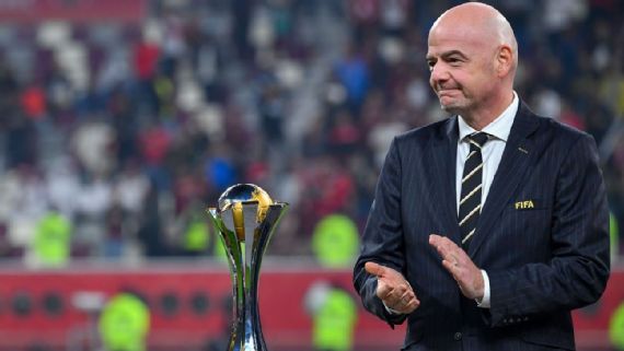 Temporada europeia terminará em agosto, diz presidente da Uefa