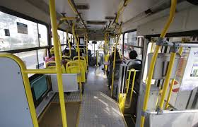 Homem é preso por importunação sexual em coletivo