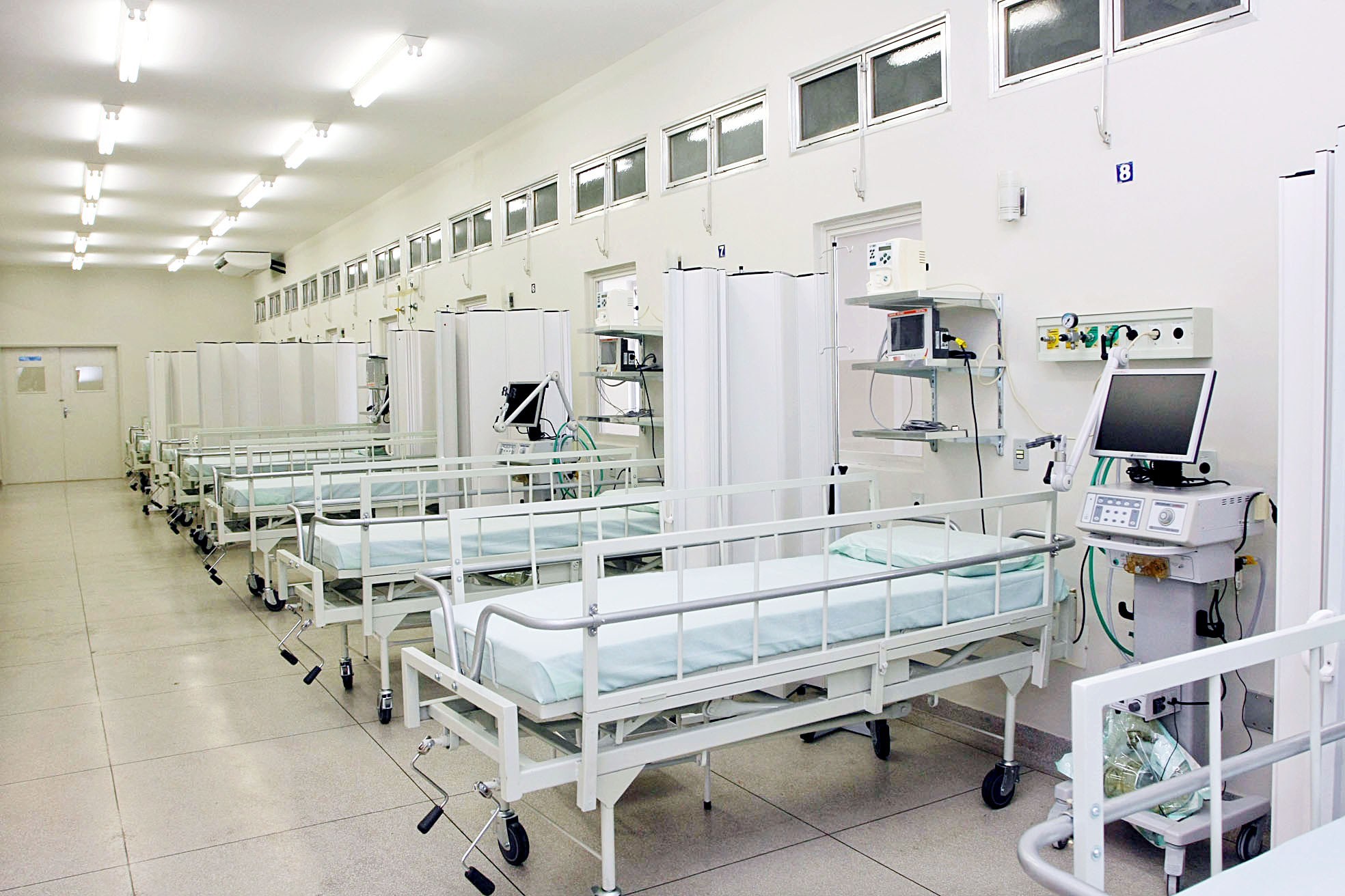 À ESPERA DO PICO: MT se organiza para enfrentar o pior da Covid-19 e triplica número de UTIs