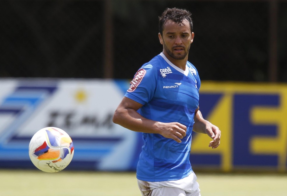 Justiça determina bloqueio de R$ 653 mil nas contas do Cruzeiro em duas ações trabalhistas