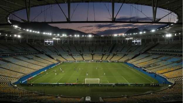 Justiça suspende flexibilização que autorizava volta do futebol no Rio
