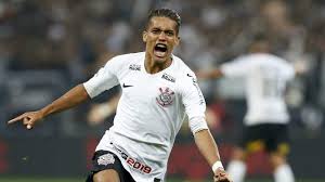 Corinthians não paga salários há 3 meses e espera dinheiro de Pedrinho para quitar tudo