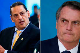 Jornalista diz que advogado da família Bolsonaro planejou sequestrar colunista de O Globo