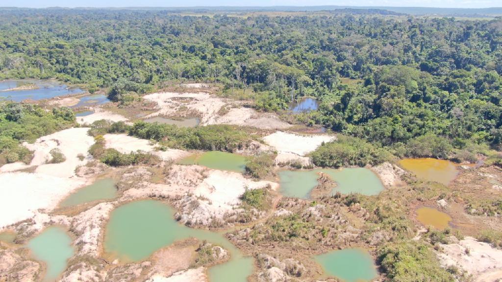  DEVASTAÇÃO PUNIDA: Garimpo ilegal no Nortão  de MT é  embargado e recebe multa de R$ 400 mil