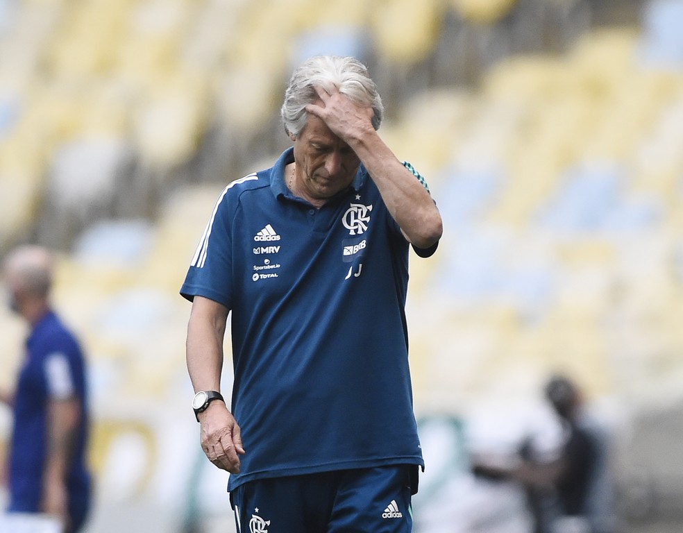 Jorge Jesus centraliza ambiente de apreensão no Flamengo antes de decisão