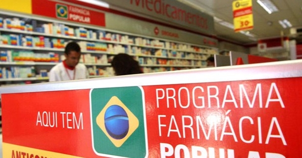 Ministério reduz repasse para 22 produtos do Farmácia Popular