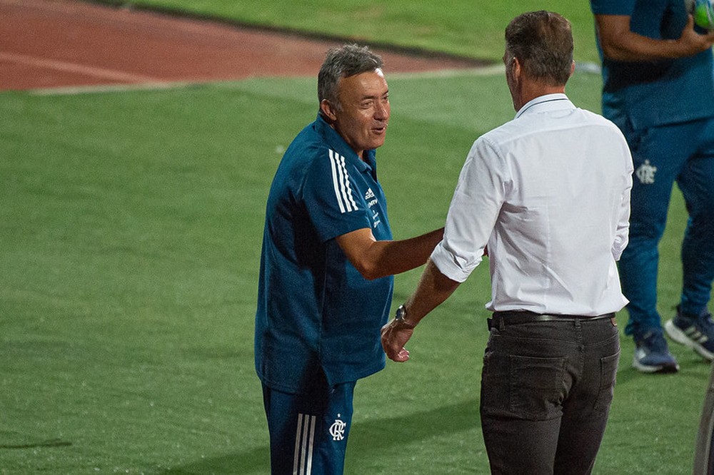 Alvo após derrota do Flamengo, Domènec Torrent se justifica: 