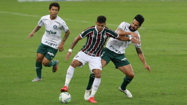 Artilheiros marcam, mas Fluminense e Palmeiras ficam no empate no Maracanã Um artilheiro de cada lado