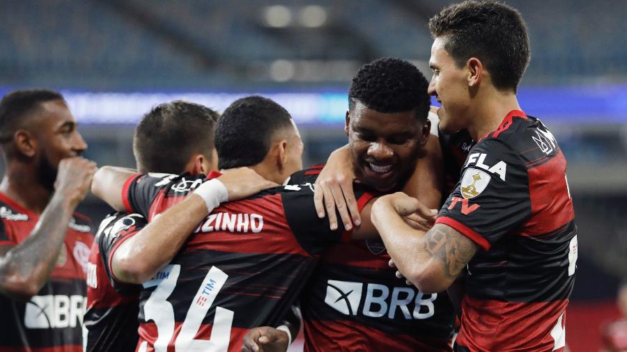 Flamengo se recupera, goleia Del Valle por 4 a 0 e se classifica na Libertadores