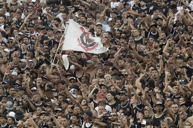 Após sofrer com baixas, Corinthians pode ter força máxima na final