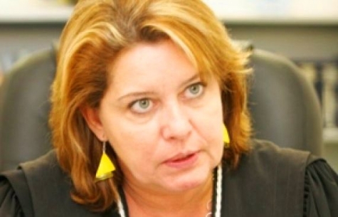 DILEMA DE SELMA: Considerada a “Moro de saias” de MT, juíza recém-aposentada enfrenta assédio de partidos da extrema-direita e de centro