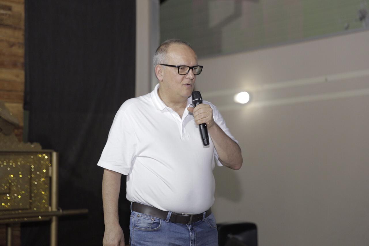 Justiça concede mais um direito de resposta a Zé do Pátio para rebater notícia falsa de Luizão em programa de rádio