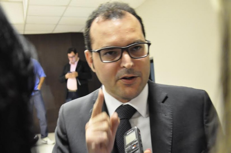  Pedro Taques acata indicação de Marrafon e nomeia pedagoga para dirigir Educação em Mato Grosso