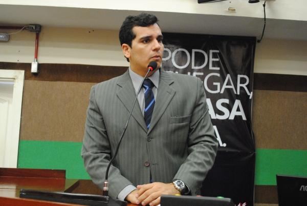 ESVAZIAMENTO:  PSD segue perdendo filiados em MT; secretário Domingos Sávio deixa o partido e opta por Taques