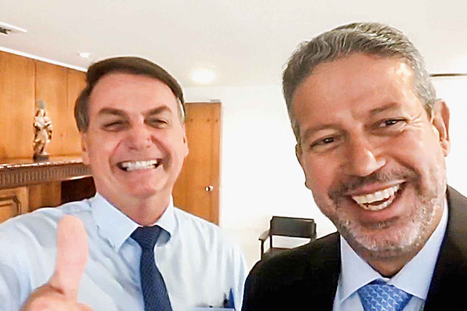  CENTRÃO:  Lira contradiz Bolsonaro e afirma não crer em 