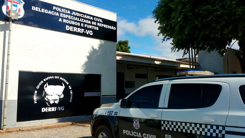  Caminhonete roubada em Nobres é recuperada e dois são presos em Várzea Grande