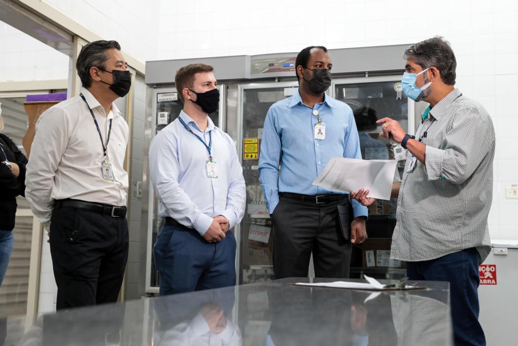VISTORIA: Técnicos do TCE avaliam que Central de Distribuição de Vacinas em MT cumpre protocolo de segurança