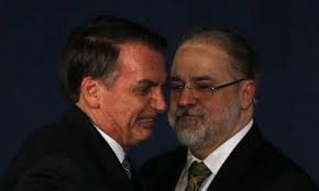 PGR: Aras diz ter sido 