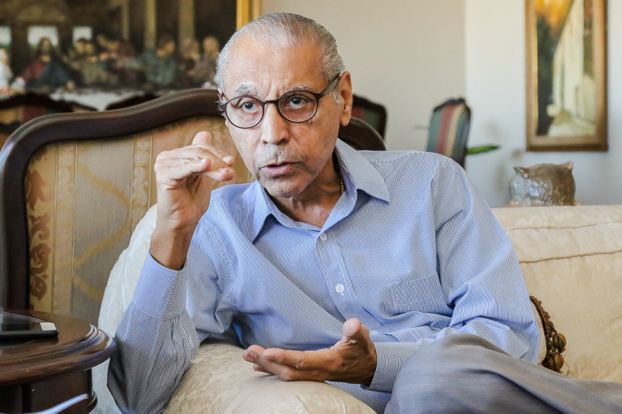 CACIQUE VETERANO: Júlio Campos sabe com atiçar “fogo no caldeirão”, mandando recados para tucanos e opositores destes