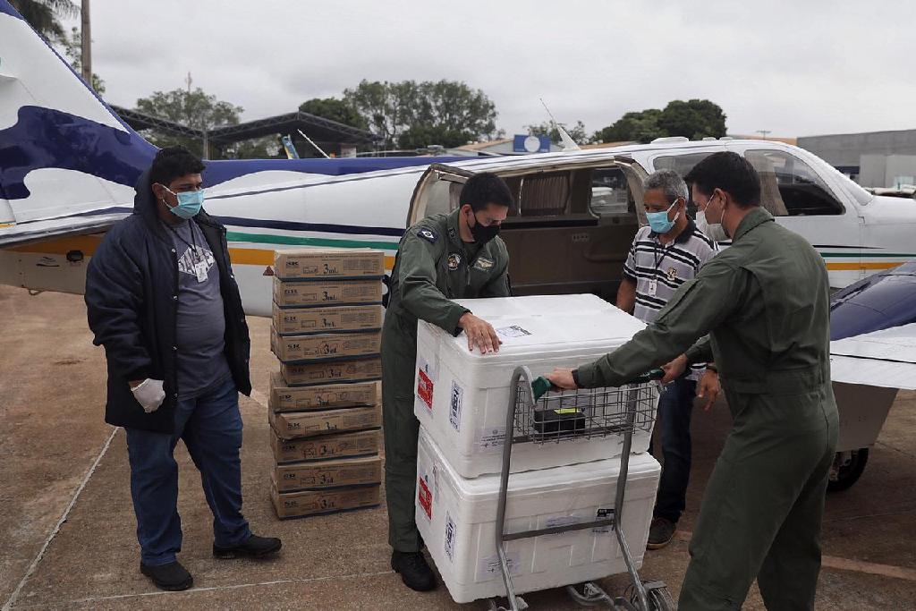 IMUNIZAÇÃO CONTRA COVID: Distribuição das 32,8 mil doses de vacina é aprovada por colegiado da saúde