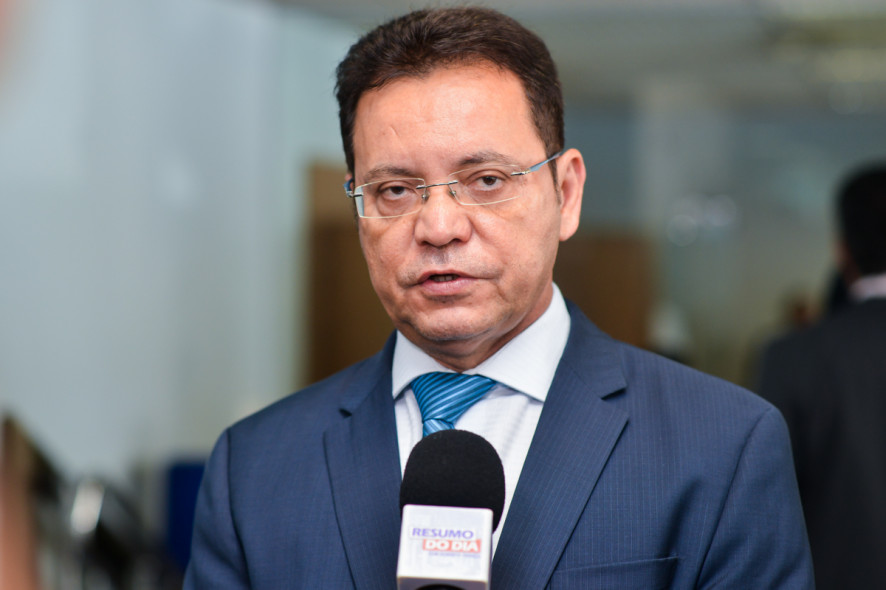 Botelho detona com boataria e “fake news” sobre valores “inflados” de repasses para MT