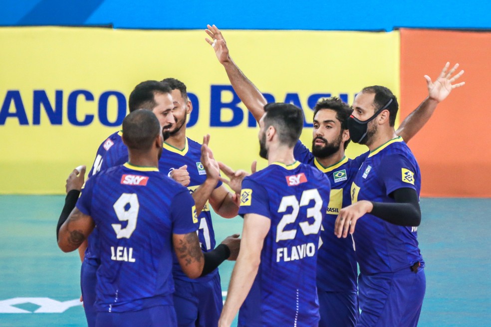 Seleção brasileira roda o elenco e vence segundo amistoso contra a Venezuela