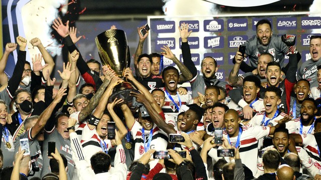 São Paulo vence Palmeiras, fatura o Paulista e encerra jejum de 9 anos sem título