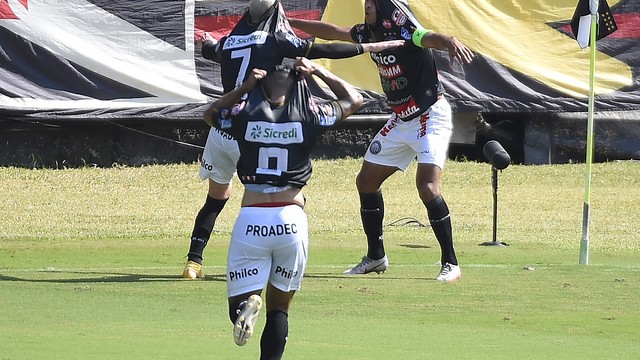 Vasco abre Série B com péssimo futebol e derrota em casa diante do Operário-PR