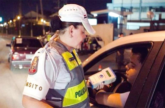 Cinco dias após médica atropelar verdureiro, Lei Seca é alterada e passa a ser mais rigorosa 