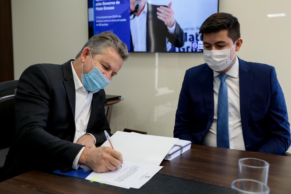 REPRESENTAÇÃO: Mauro Mendes nomeia filiado ao PSL para chefiar escritório de MT em Brasília